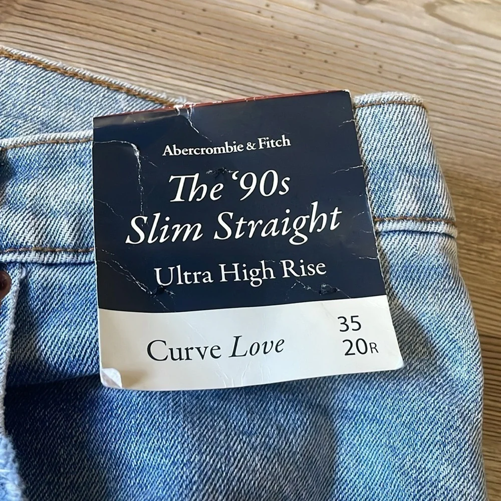 Abercrombie & Fitch Curve Love 90s Slim Straight Jean High Rise Plus 20R NEW
